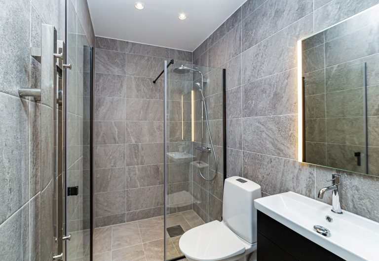 small-bathroom-rennovation